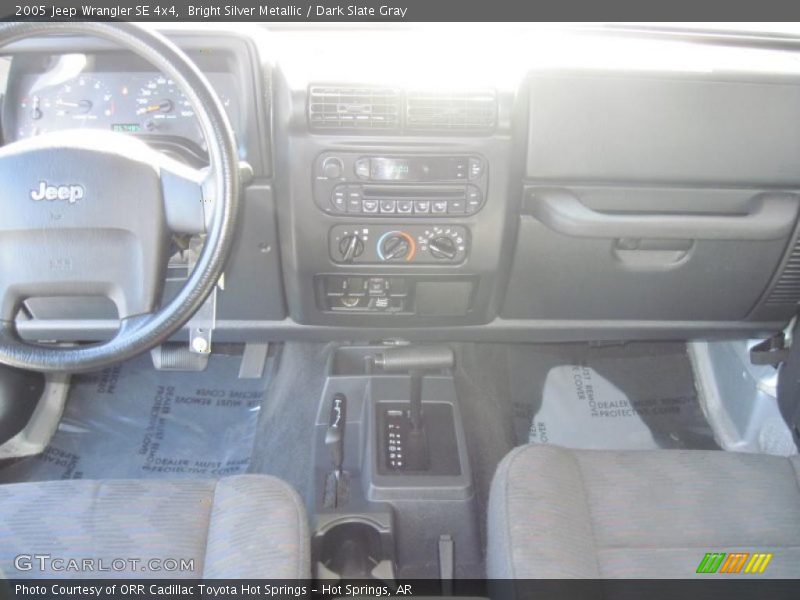 Bright Silver Metallic / Dark Slate Gray 2005 Jeep Wrangler SE 4x4