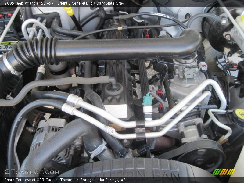 Bright Silver Metallic / Dark Slate Gray 2005 Jeep Wrangler SE 4x4
