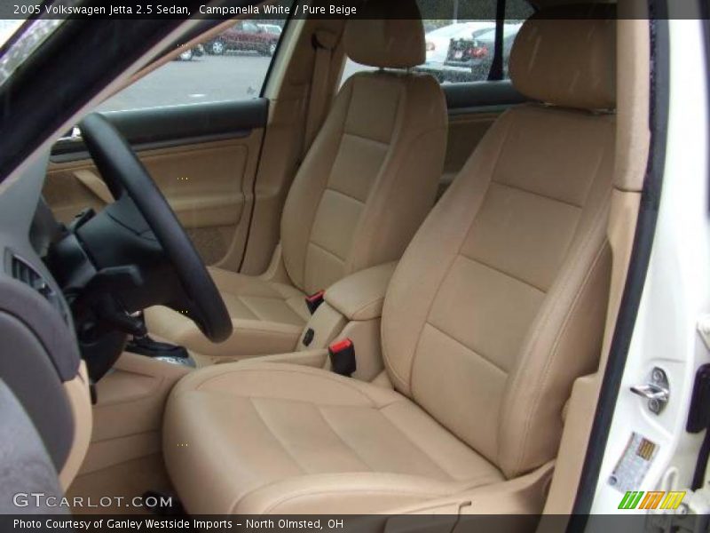 Campanella White / Pure Beige 2005 Volkswagen Jetta 2.5 Sedan