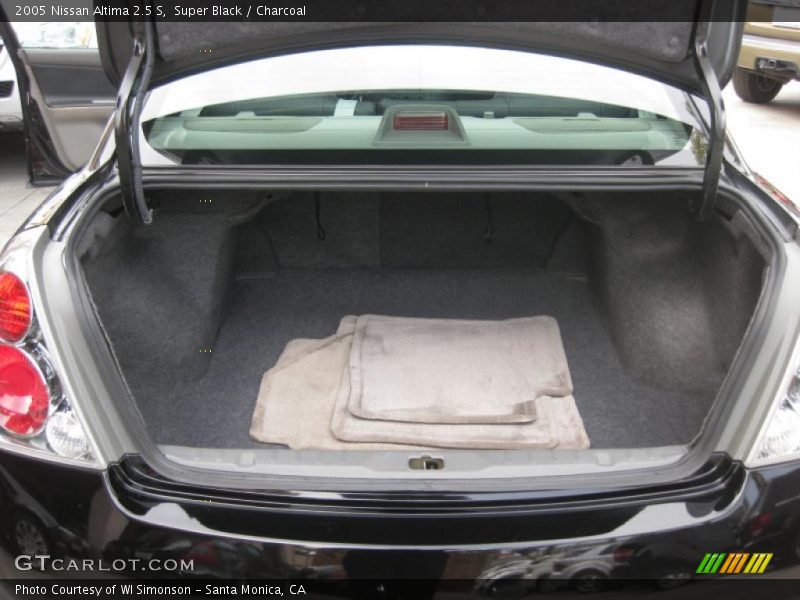 Super Black / Charcoal 2005 Nissan Altima 2.5 S