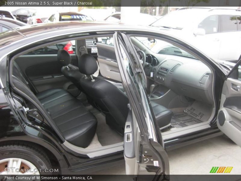 Super Black / Charcoal 2005 Nissan Altima 2.5 S