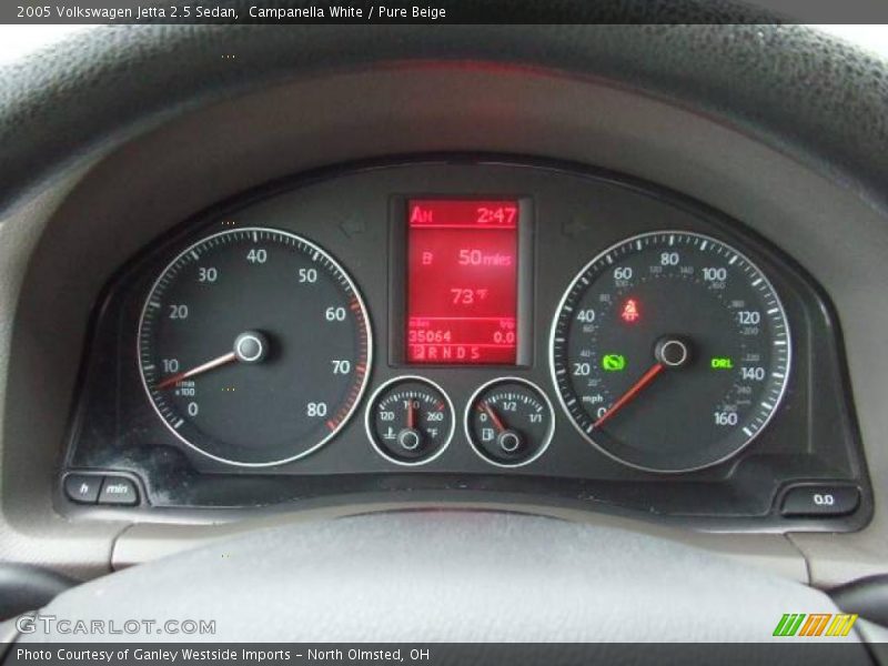 Campanella White / Pure Beige 2005 Volkswagen Jetta 2.5 Sedan