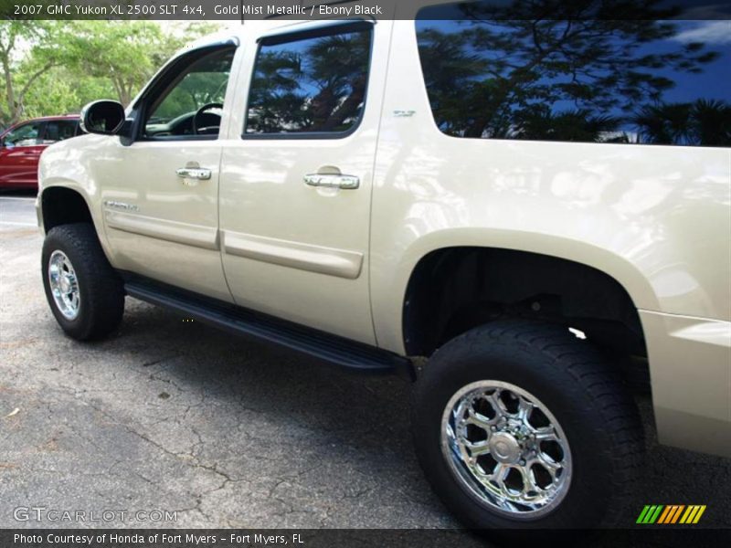 Gold Mist Metallic / Ebony Black 2007 GMC Yukon XL 2500 SLT 4x4