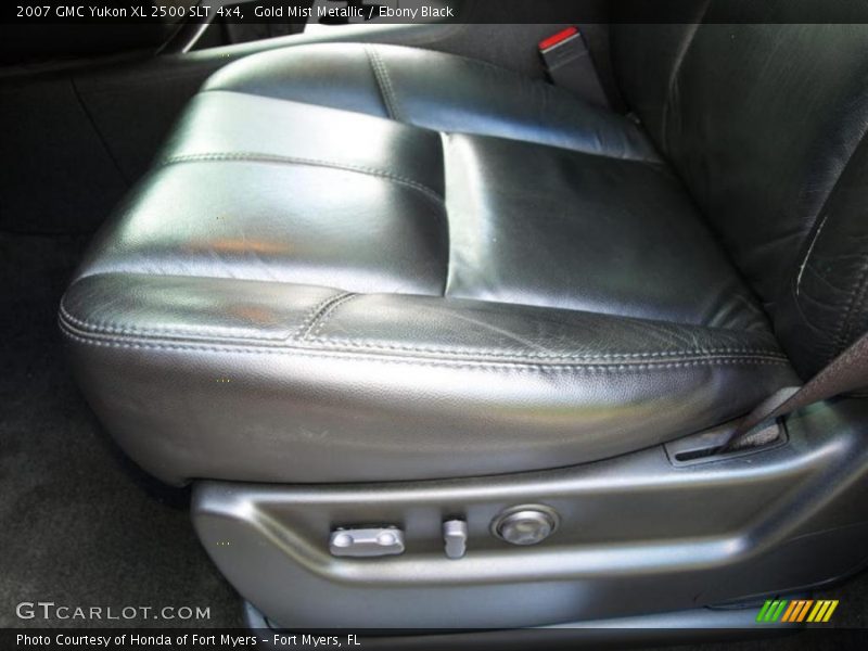 Gold Mist Metallic / Ebony Black 2007 GMC Yukon XL 2500 SLT 4x4