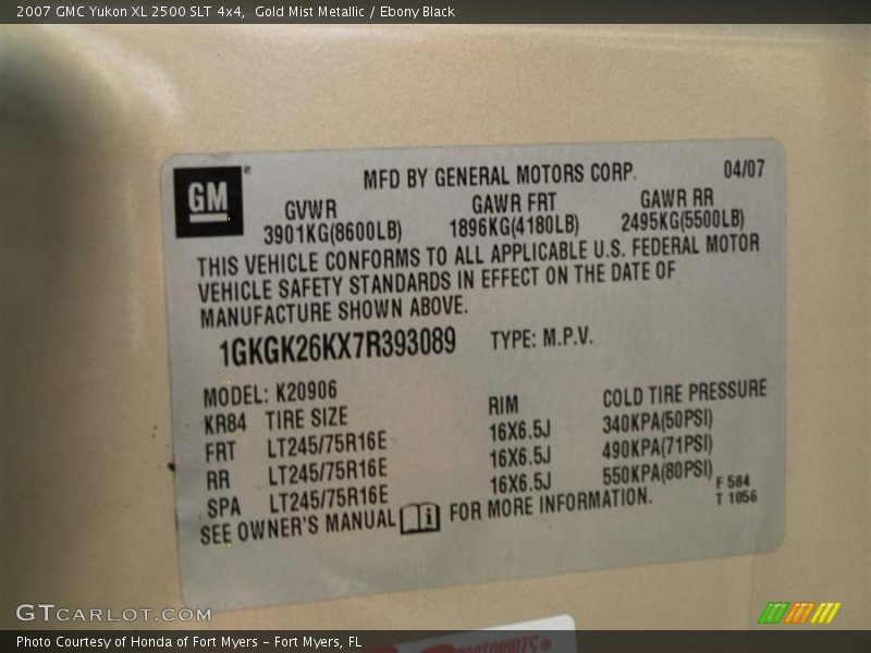 Gold Mist Metallic / Ebony Black 2007 GMC Yukon XL 2500 SLT 4x4