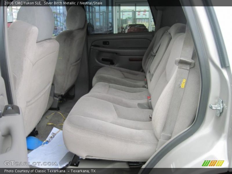 Silver Birch Metallic / Neutral/Shale 2006 GMC Yukon SLE