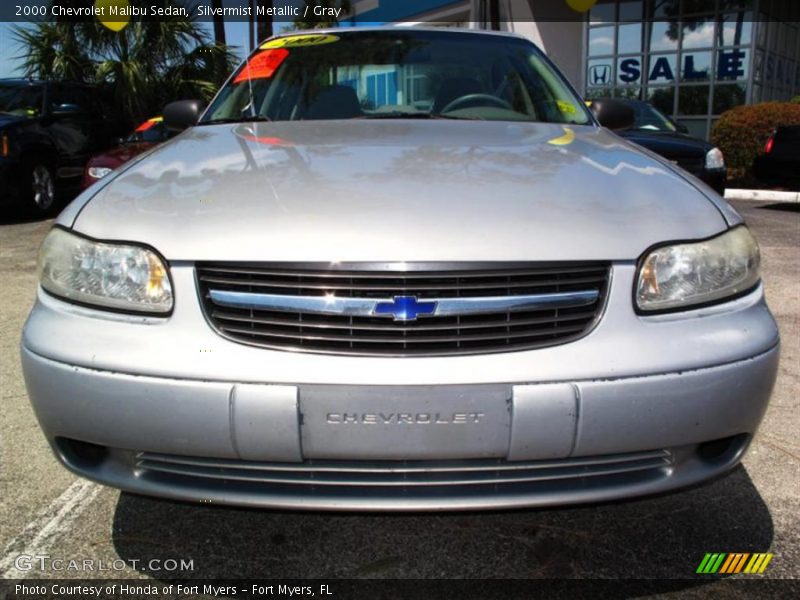 Silvermist Metallic / Gray 2000 Chevrolet Malibu Sedan