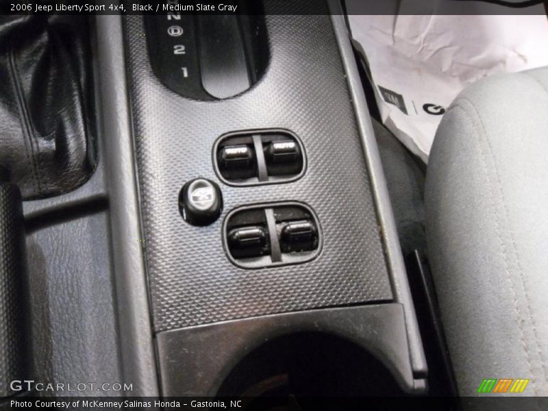 Black / Medium Slate Gray 2006 Jeep Liberty Sport 4x4