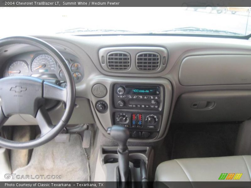 Summit White / Medium Pewter 2004 Chevrolet TrailBlazer LT