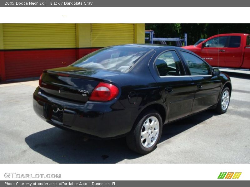 Black / Dark Slate Gray 2005 Dodge Neon SXT