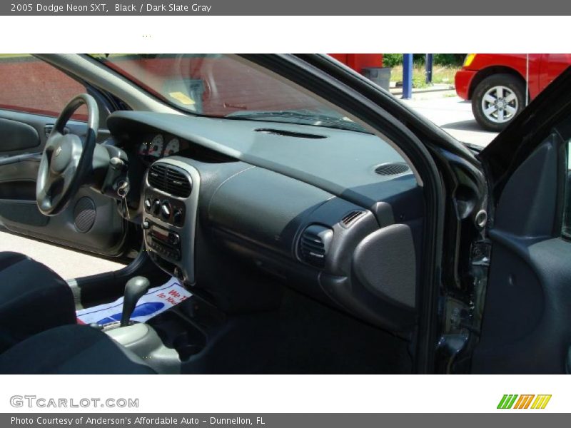 Black / Dark Slate Gray 2005 Dodge Neon SXT