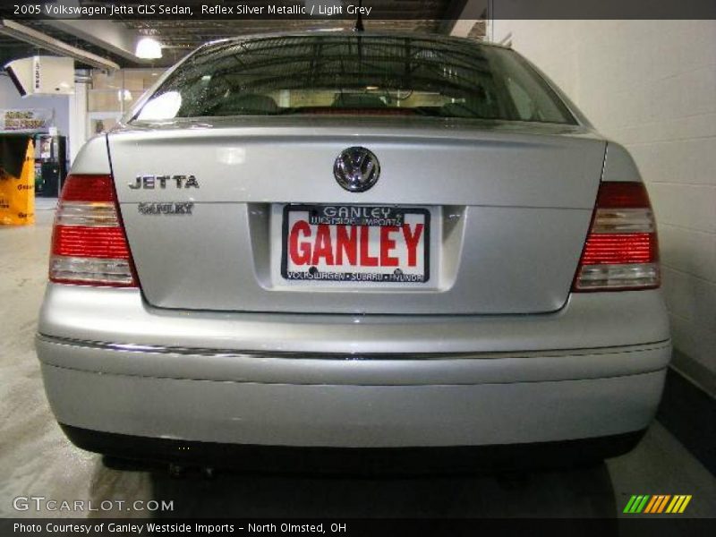 Reflex Silver Metallic / Light Grey 2005 Volkswagen Jetta GLS Sedan