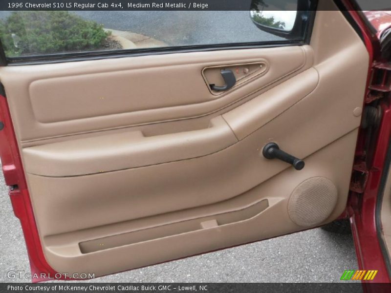 Door Panel of 1996 S10 LS Regular Cab 4x4