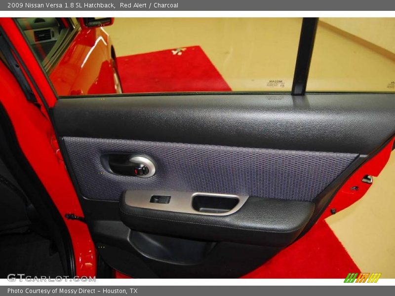 Red Alert / Charcoal 2009 Nissan Versa 1.8 SL Hatchback