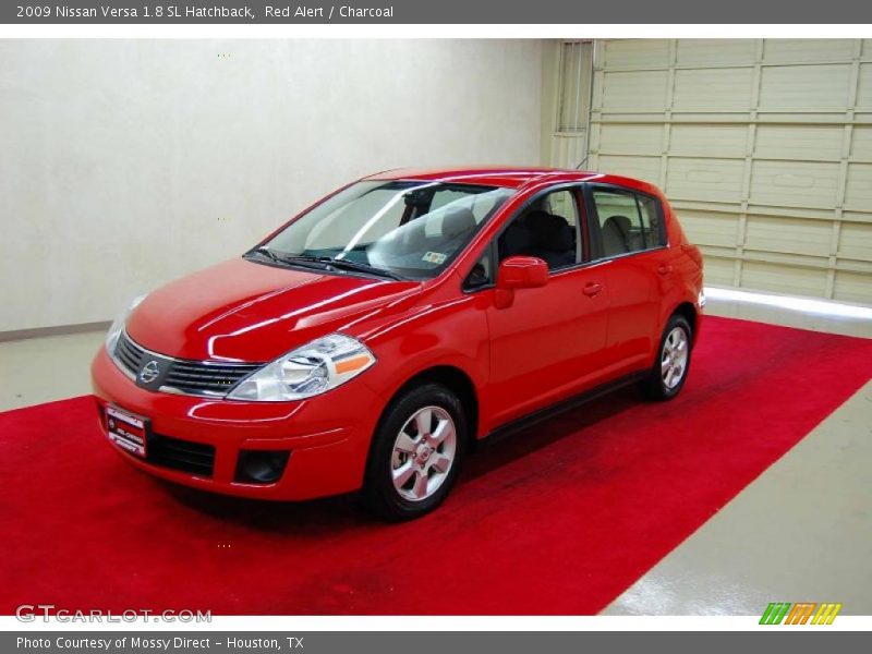 Red Alert / Charcoal 2009 Nissan Versa 1.8 SL Hatchback