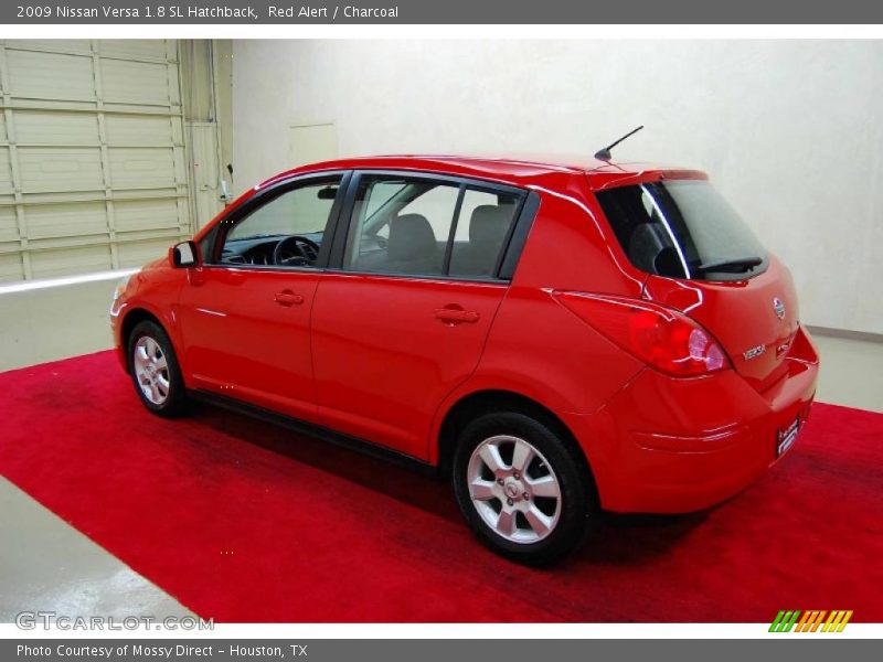 Red Alert / Charcoal 2009 Nissan Versa 1.8 SL Hatchback
