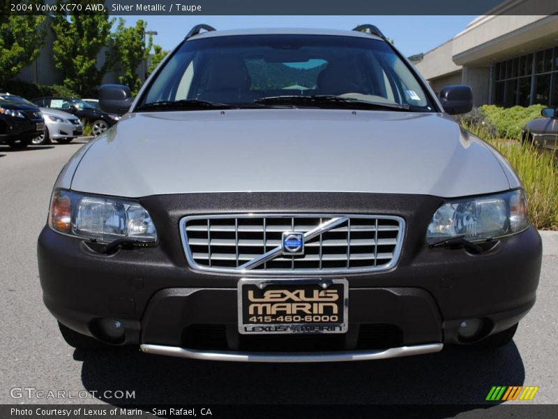 Silver Metallic / Taupe 2004 Volvo XC70 AWD