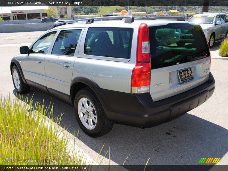 Silver Metallic / Taupe 2004 Volvo XC70 AWD