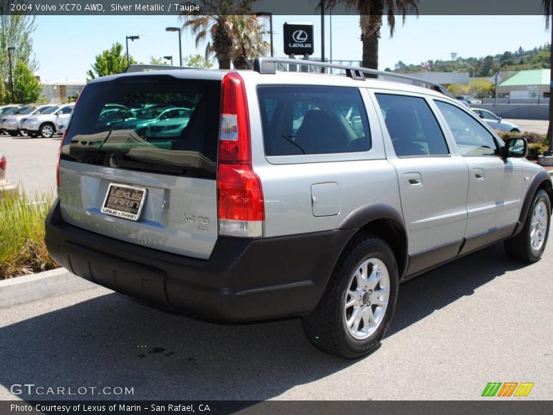 Silver Metallic / Taupe 2004 Volvo XC70 AWD
