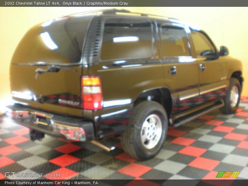 Onyx Black / Graphite/Medium Gray 2002 Chevrolet Tahoe LT 4x4