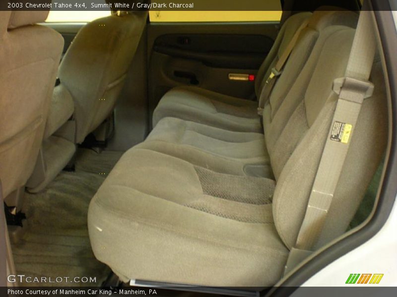 Summit White / Gray/Dark Charcoal 2003 Chevrolet Tahoe 4x4