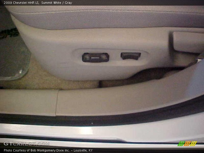 Summit White / Gray 2009 Chevrolet HHR LS