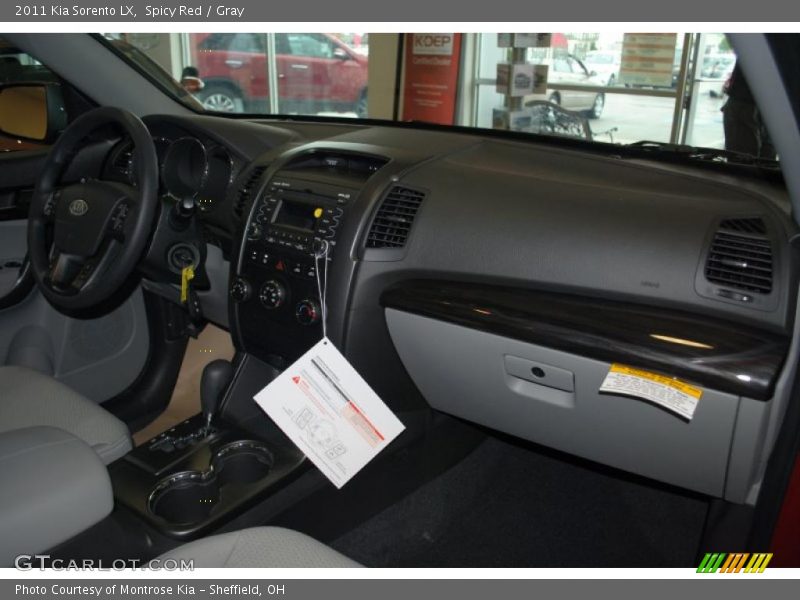 Spicy Red / Gray 2011 Kia Sorento LX