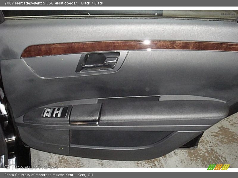 Black / Black 2007 Mercedes-Benz S 550 4Matic Sedan