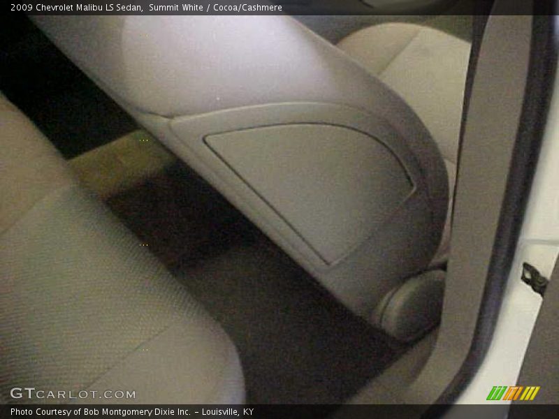 Summit White / Cocoa/Cashmere 2009 Chevrolet Malibu LS Sedan