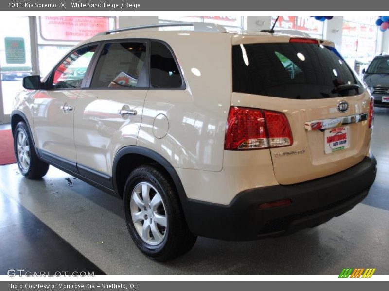 White Sand Beige / Beige 2011 Kia Sorento LX