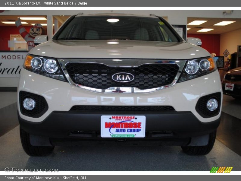 White Sand Beige / Beige 2011 Kia Sorento LX