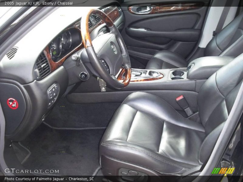 Ebony / Charcoal 2005 Jaguar XJ XJR