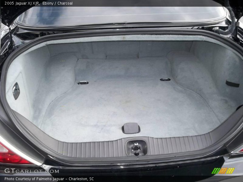Ebony / Charcoal 2005 Jaguar XJ XJR