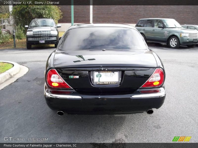 Ebony / Charcoal 2005 Jaguar XJ XJR