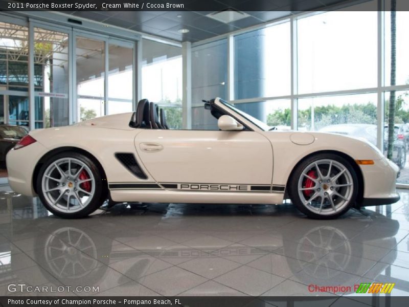 Cream White / Cocoa Brown 2011 Porsche Boxster Spyder