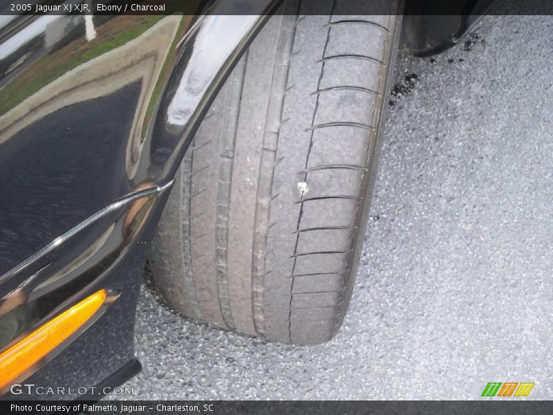 Ebony / Charcoal 2005 Jaguar XJ XJR