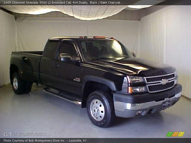 Black / Dark Charcoal 2005 Chevrolet Silverado 3500 LS Extended Cab 4x4 Dually