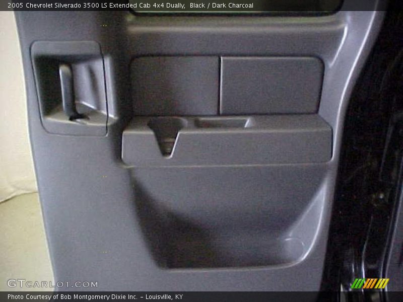 Black / Dark Charcoal 2005 Chevrolet Silverado 3500 LS Extended Cab 4x4 Dually
