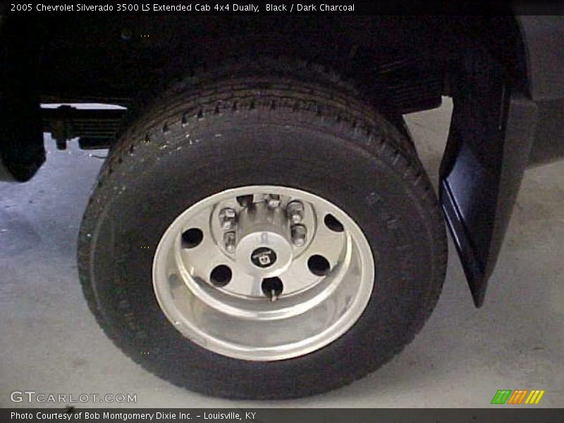 Black / Dark Charcoal 2005 Chevrolet Silverado 3500 LS Extended Cab 4x4 Dually
