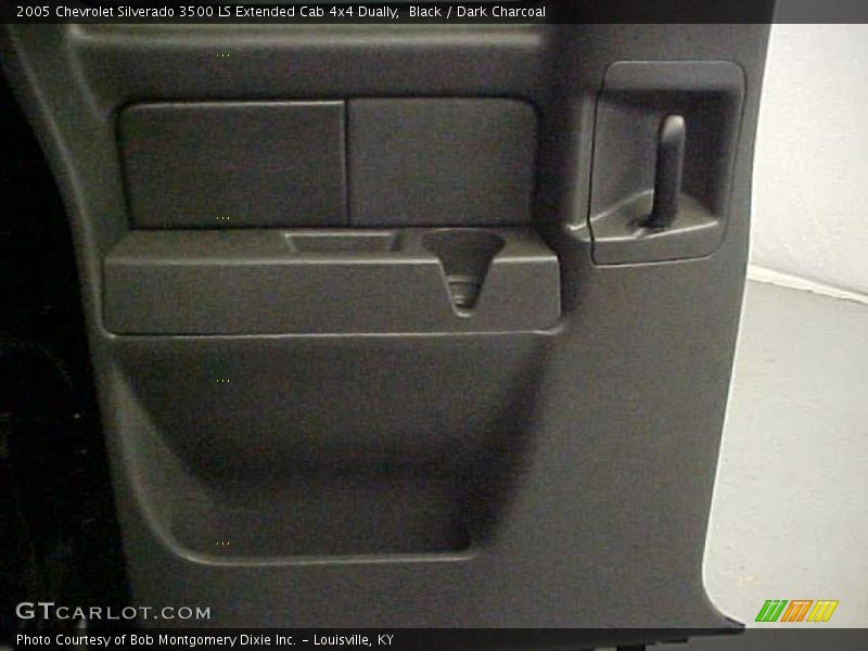 Black / Dark Charcoal 2005 Chevrolet Silverado 3500 LS Extended Cab 4x4 Dually