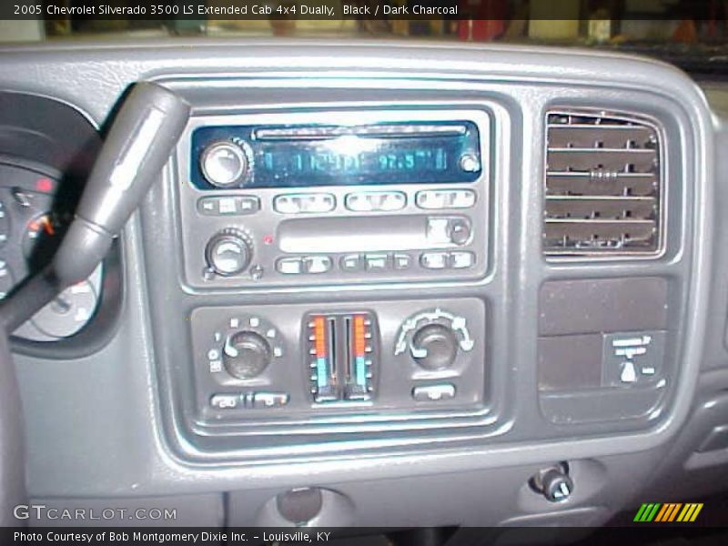 Black / Dark Charcoal 2005 Chevrolet Silverado 3500 LS Extended Cab 4x4 Dually