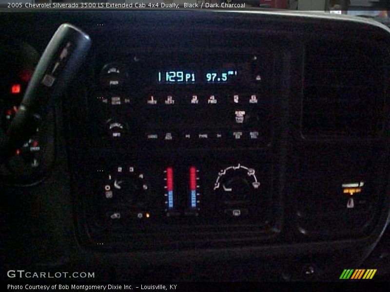 Black / Dark Charcoal 2005 Chevrolet Silverado 3500 LS Extended Cab 4x4 Dually