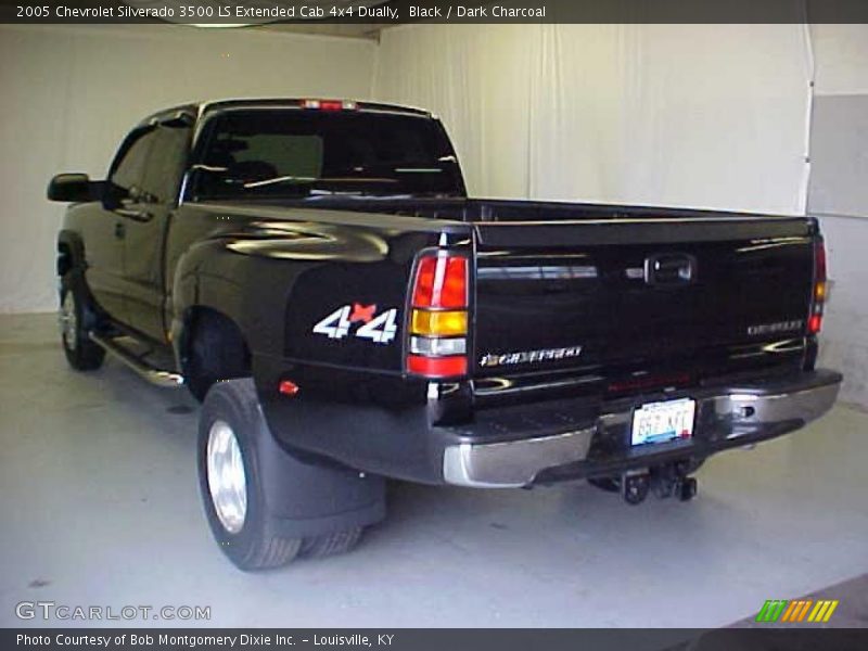 Black / Dark Charcoal 2005 Chevrolet Silverado 3500 LS Extended Cab 4x4 Dually