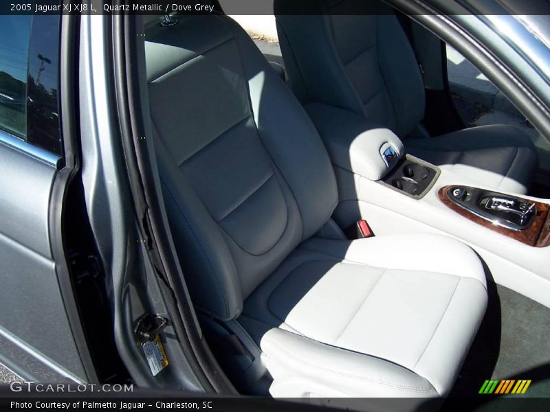 Quartz Metallic / Dove Grey 2005 Jaguar XJ XJ8 L