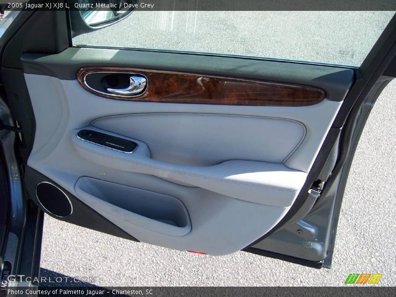 Quartz Metallic / Dove Grey 2005 Jaguar XJ XJ8 L