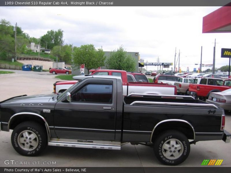 Midnight Black / Charcoal 1989 Chevrolet S10 Regular Cab 4x4