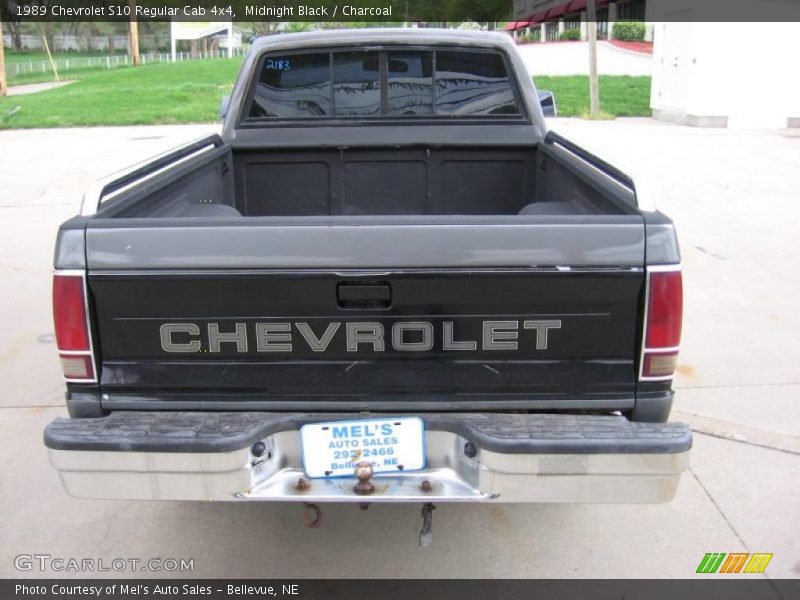 Midnight Black / Charcoal 1989 Chevrolet S10 Regular Cab 4x4