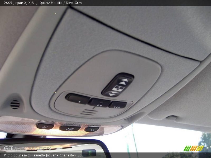 Quartz Metallic / Dove Grey 2005 Jaguar XJ XJ8 L