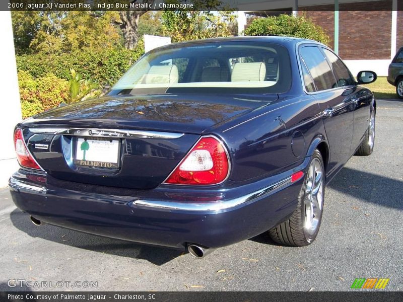 Indigo Blue Metallic / Champagne 2006 Jaguar XJ Vanden Plas