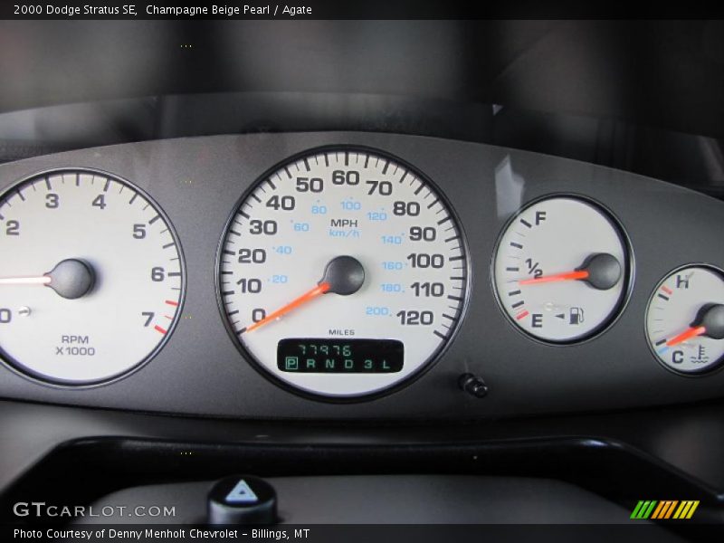 Champagne Beige Pearl / Agate 2000 Dodge Stratus SE